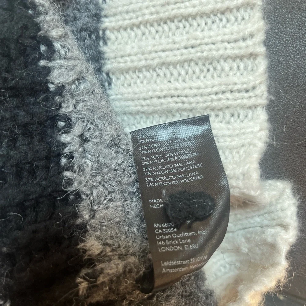 Anthropologie oversized turtleneck‎ striped wool blend sweater size small crop